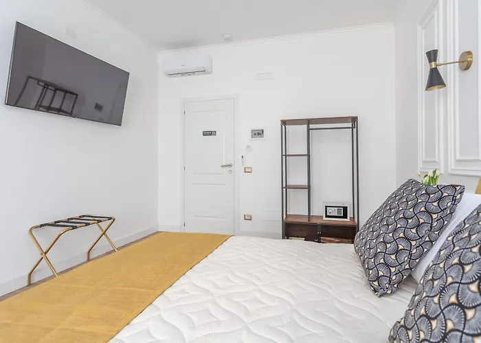 Rhome Vatican 4*
